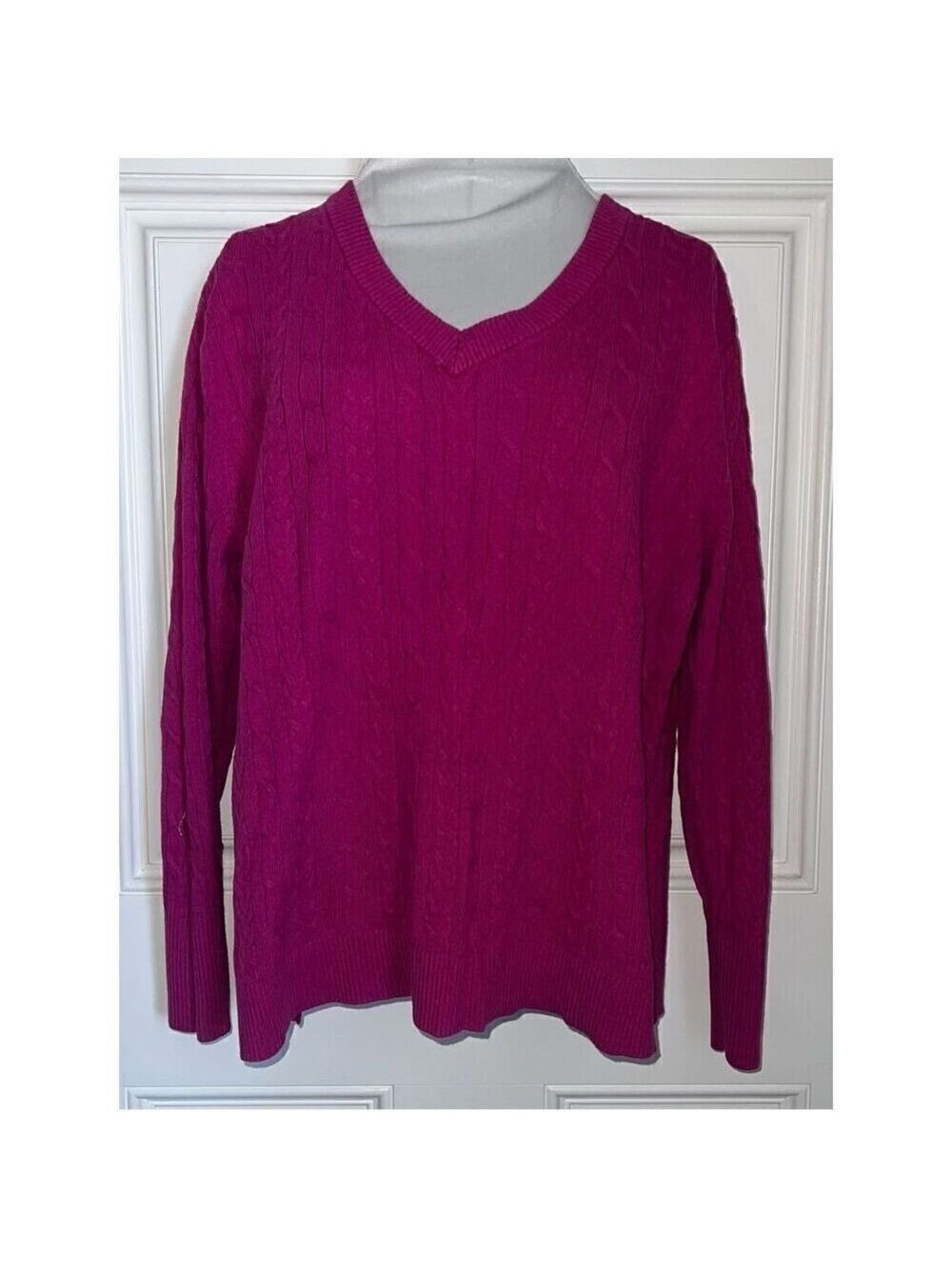 Bundle of 3 Cable Knit V Neck Sweaters (1X) - Picture 8 of 14